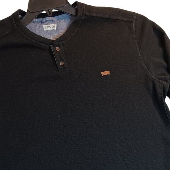 Levis Henley Sweater Mens Large Black Lightweight Textured Stressed Casual - Picture 1 of 12
